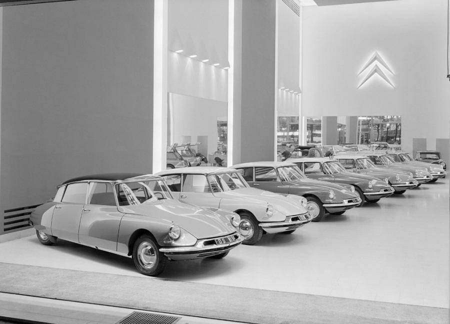  Citroen DS19 Berline 1955 года  (фото 24 из 81)